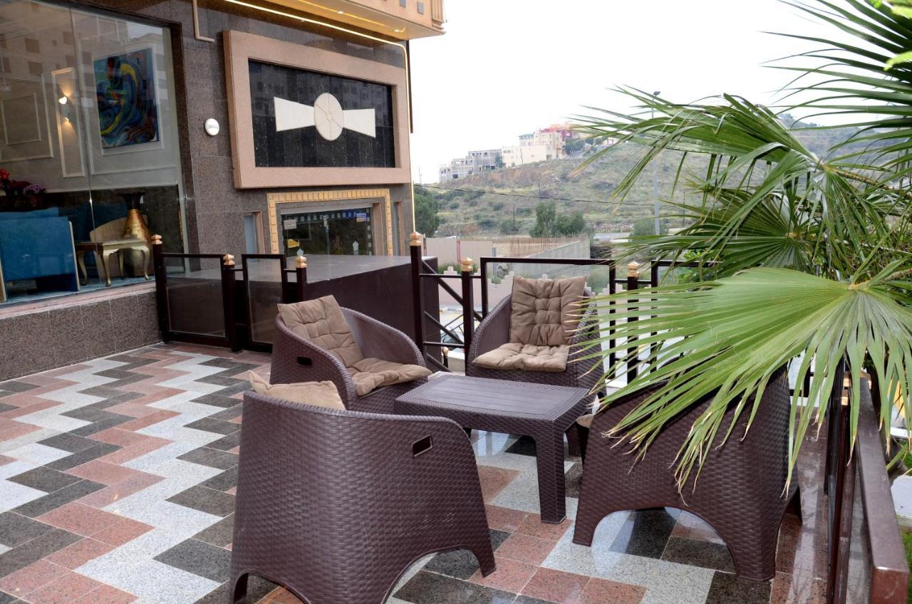 فندق فربيون ابها - Ferbion Hotel Abha Esterno foto