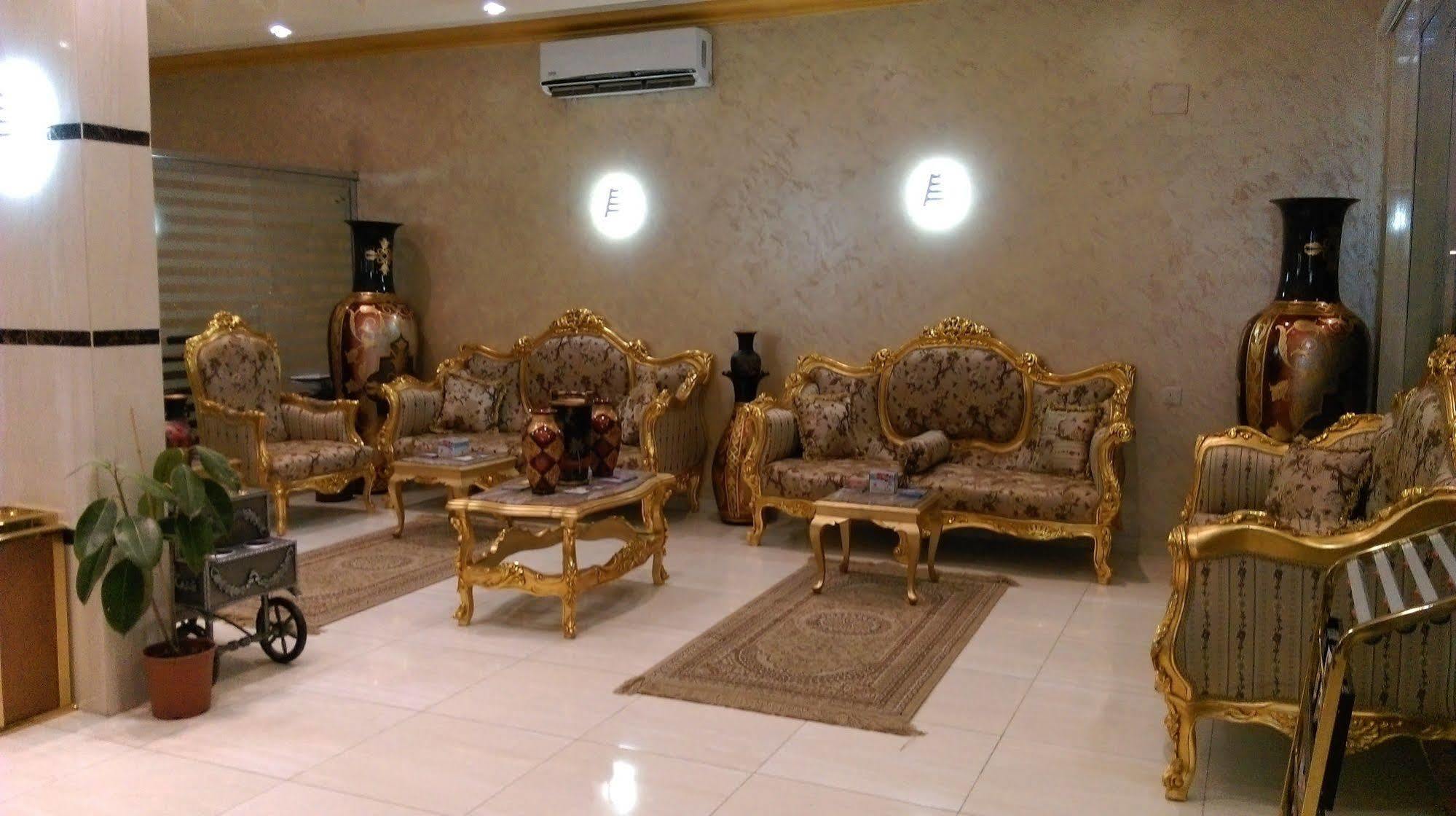 فندق فربيون ابها - Ferbion Hotel Abha Esterno foto